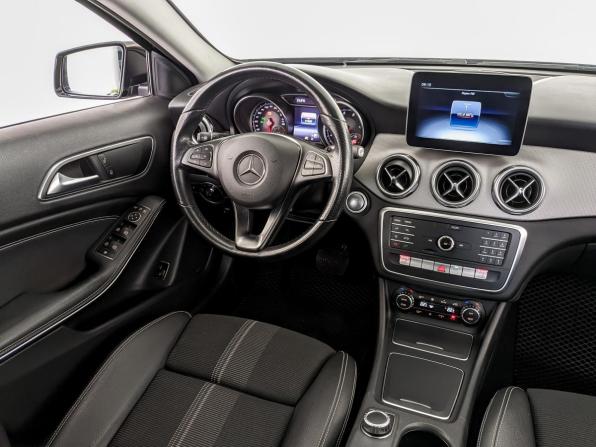 Mercedes-Benz GLA I (X156) Рестайлинг с пробегом 2019 года, цена 2 390 000 рублей, 91530 км, внедорожник, Автокод Объявления