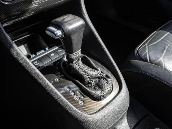 Volkswagen Golf VI с пробегом 2008 года, цена 1 015 000 рублей, 297905 км, хэтчбек, Автокод Объявления