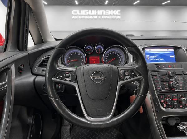 Opel Astra J Рестайлинг с пробегом 2012 года, цена 670 000 рублей, 227252 км, хэтчбек, Автокод Объявления