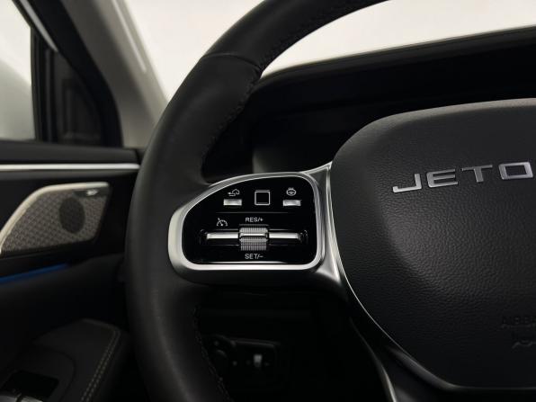 JETOUR X90+ с пробегом 2023 года, цена 2 650 000 рублей, 32597 км, внедорожник, Автокод Объявления