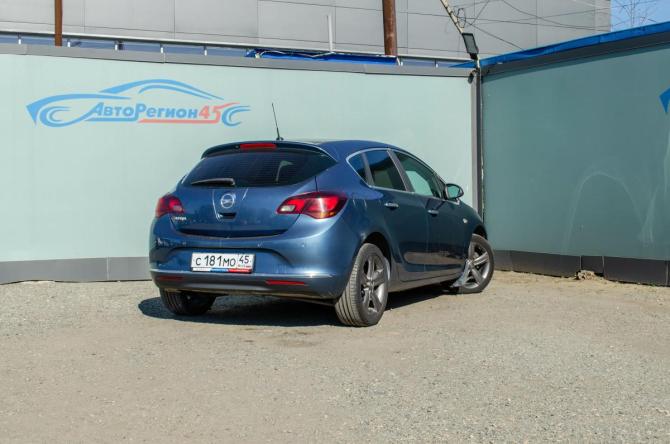 Opel Astra J Рестайлинг с пробегом 2012 года, цена 750 000 рублей, 162000 км, хэтчбек, Автокод Объявления