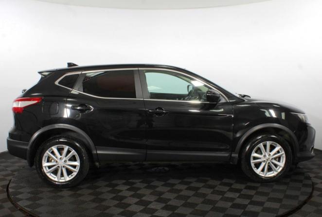 Nissan Qashqai II с пробегом 2017 года, цена 1 600 000 рублей, 203050 км, внедорожник, Автокод Объявления