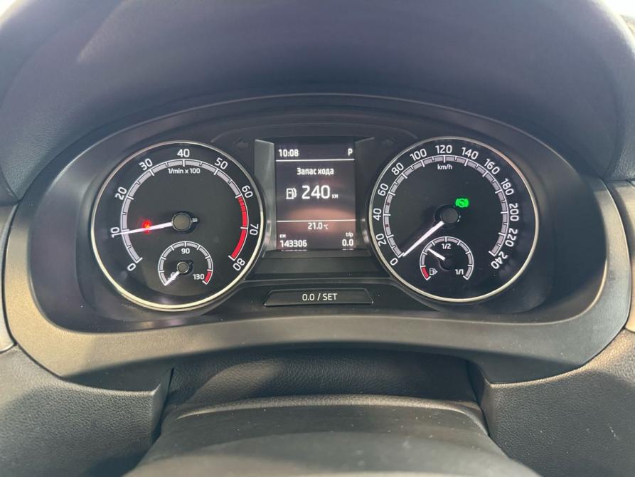 Skoda Rapid I Рестайлинг Москва  - изображение 14