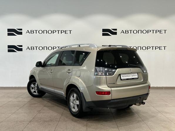 Mitsubishi Outlander II с пробегом 2007 года, цена 629 000 рублей, 318872 км, внедорожник, Автокод Объявления