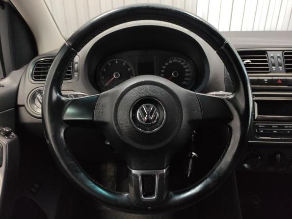 Volkswagen Polo V с пробегом 2013 года, цена 645 000 рублей, 180341 км, седан, Автокод Объявления