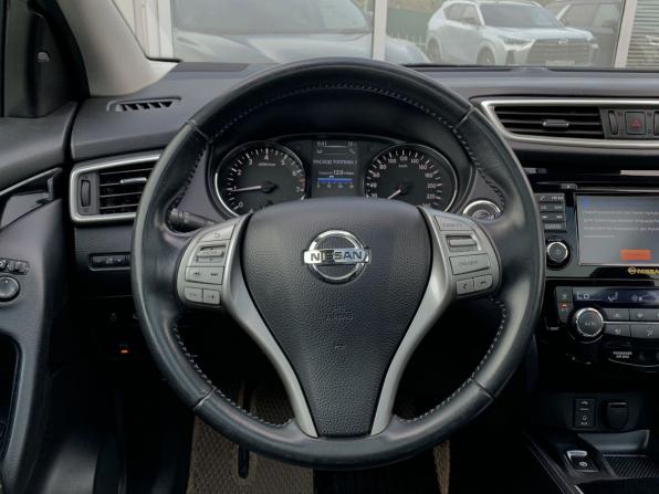 Nissan Qashqai II с пробегом 2014 года, цена 1 799 000 рублей, 42600 км, внедорожник, Автокод Объявления