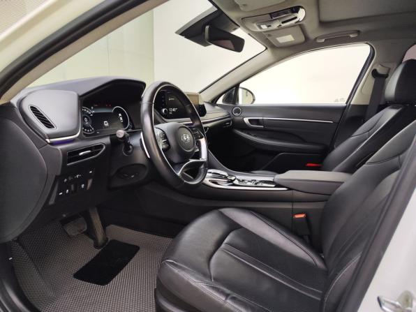 Hyundai Sonata VIII (DN8) с пробегом 2021 года, цена 2 970 000 рублей, 67300 км, седан, Автокод Объявления
