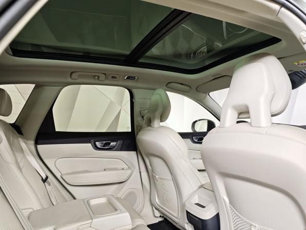 Volvo XC60 II с пробегом 2017 года, цена 3 790 000 рублей, 39359 км, внедорожник, Автокод Объявления