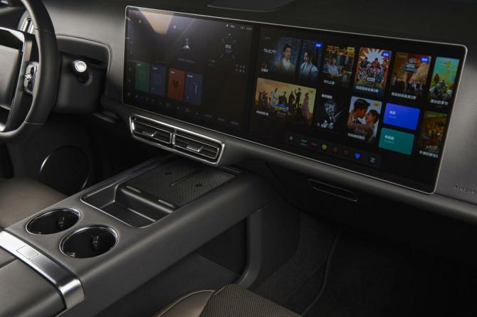 Новый Li Auto (Lixiang) L9 I Рестайлинг 2025 года, цена 12 049 000 рублей, внедорожник, Автокод Объявления