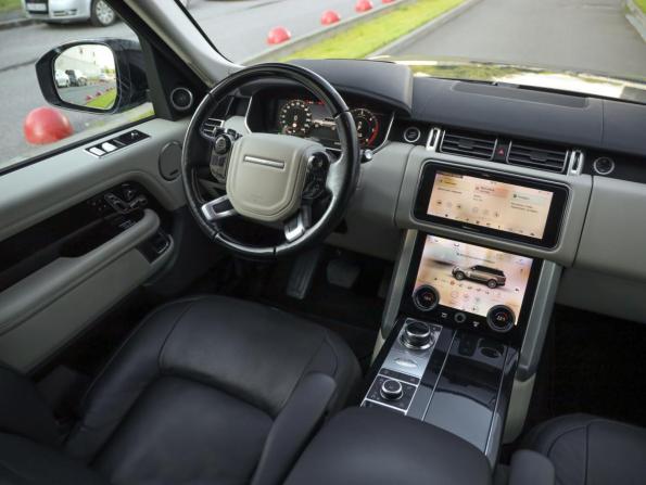 Land Rover Range Rover IV Рестайлинг с пробегом 2018 года, цена 6 224 000 рублей, 139366 км, внедорожник, Автокод Объявления