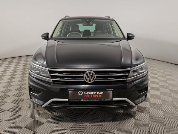 Volkswagen Tiguan II с пробегом 2019 года, цена 2 475 000 рублей, 108577 км, внедорожник, Автокод Объявления