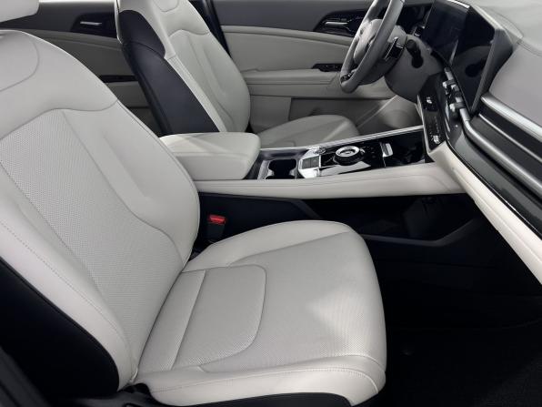 Kia Sportage V с пробегом 2025 года, цена 3 250 000 рублей, 30500 км, внедорожник, Автокод Объявления