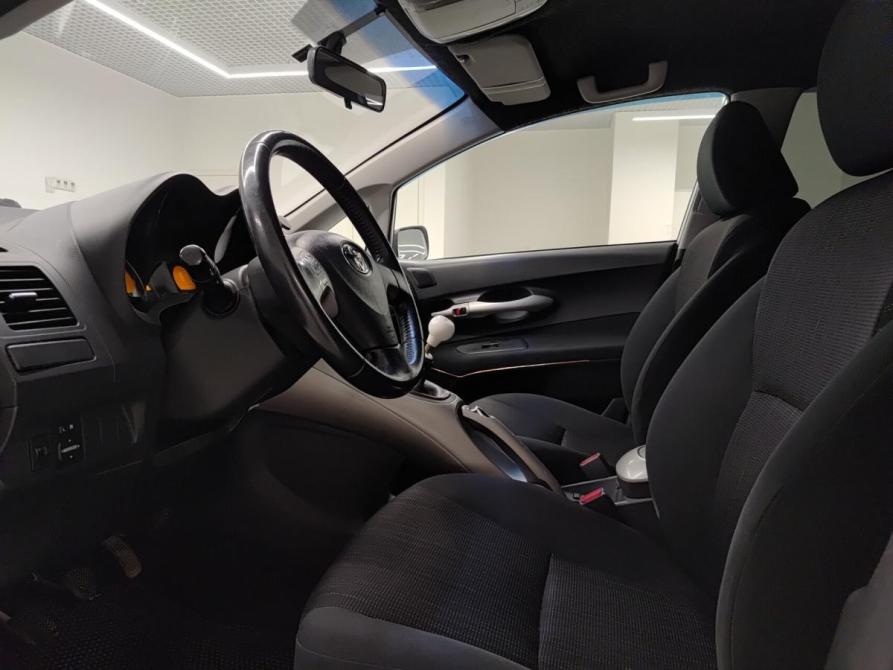 Toyota Auris I Казань  - изображение 20