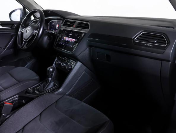 Volkswagen Tiguan II с пробегом 2020 года, цена 2 985 000 рублей, 84374 км, внедорожник, Автокод Объявления