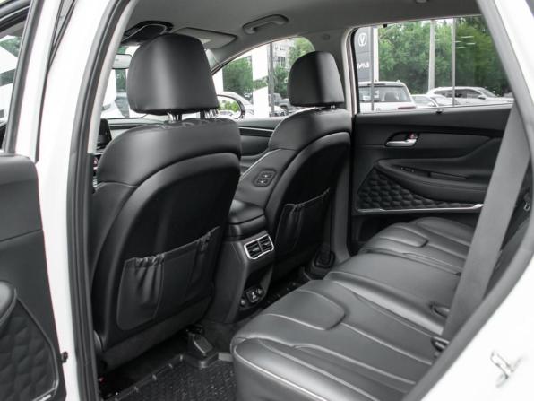 Hyundai Santa Fe IV Рестайлинг с пробегом 2021 года, цена 3 260 000 рублей, 90541 км, внедорожник, Автокод Объявления