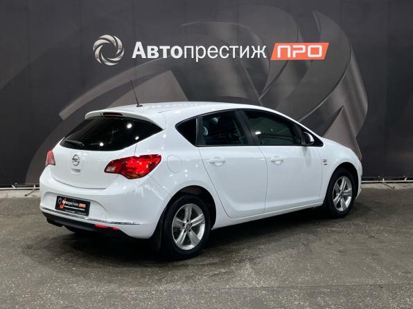 Opel Astra J Рестайлинг с пробегом 2013 года, цена 640 000 рублей, 134267 км, хэтчбек, Автокод Объявления
