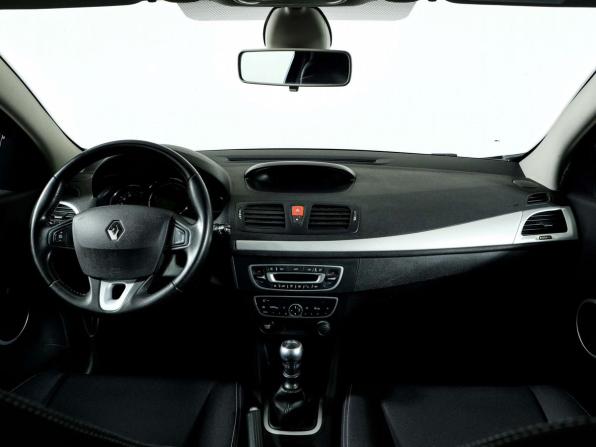 Renault Megane III с пробегом 2010 года, цена 585 000 рублей, 147518 км, хэтчбек, Автокод Объявления
