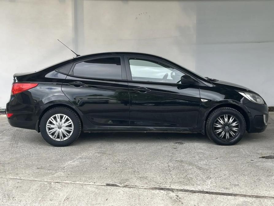 Hyundai Solaris I Петрозаводск  - изображение 4
