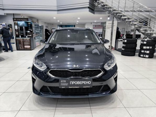 Kia Ceed III с пробегом 2019 года, цена 1 950 000 рублей, 56701 км, универсал, Автокод Объявления