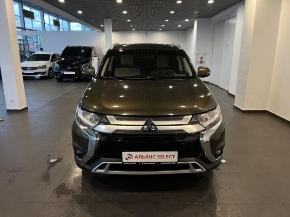 Mitsubishi Outlander III Рестайлинг 3 с пробегом 2019 года, цена 2 300 000 рублей, 127397 км, внедорожник, Автокод Объявления