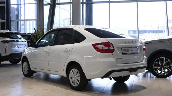Lada (ВАЗ) Granta I Рестайлинг с пробегом 2024 года, цена 930 000 рублей, 16515 км, лифтбек, Автокод Объявления