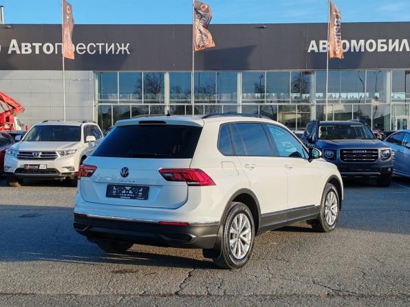 Volkswagen Tiguan II Рестайлинг с пробегом 2021 года, цена 2 599 000 рублей, 92180 км, внедорожник, Автокод Объявления