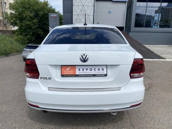 Volkswagen Polo V Рестайлинг с пробегом 2017 года, цена 949 000 рублей, 199272 км, седан, Автокод Объявления