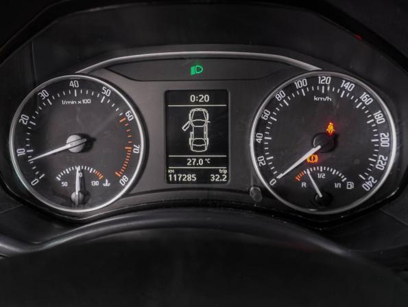 Skoda Octavia II (A5) Рестайлинг с пробегом 2011 года, цена 1 069 000 рублей, 117285 км, лифтбек, Автокод Объявления