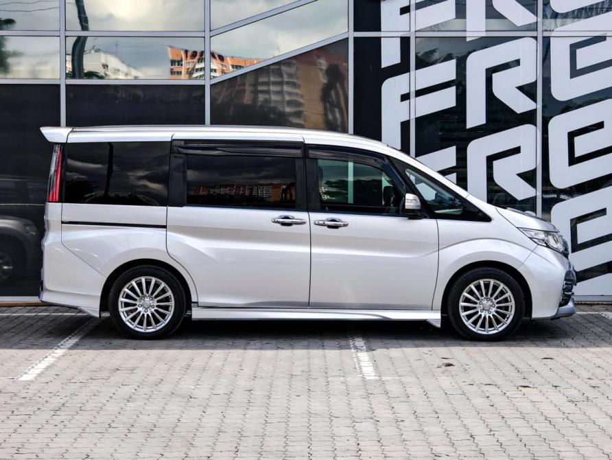 Honda Stepwgn V Краснодар  - изображение 5