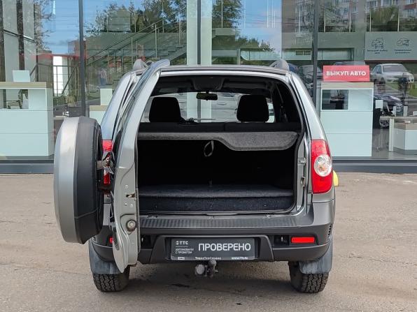 Chevrolet Niva I Рестайлинг с пробегом 2016 года, цена 635 000 рублей, 80311 км, внедорожник, Автокод Объявления