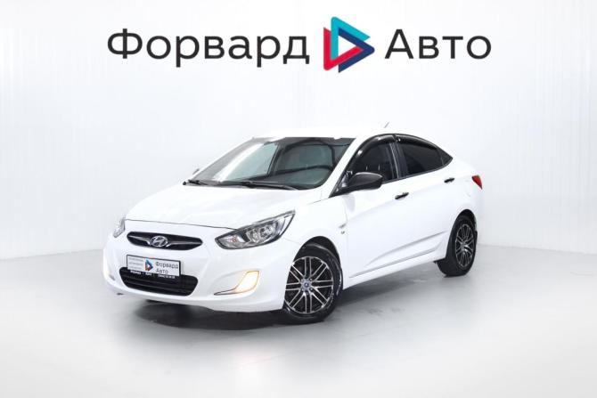 Hyundai Solaris I с пробегом 2013 года, цена 899 000 рублей, 155000 км, седан, Автокод Объявления