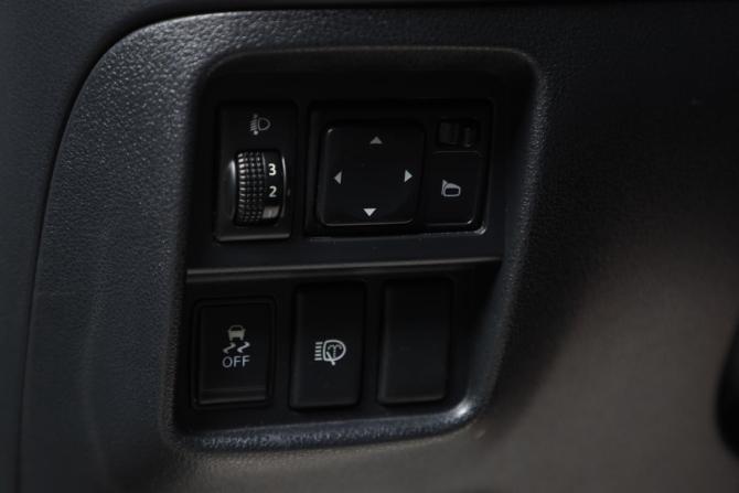 Nissan Juke I с пробегом 2014 года, цена 1 099 000 рублей, 108550 км, внедорожник, Автокод Объявления