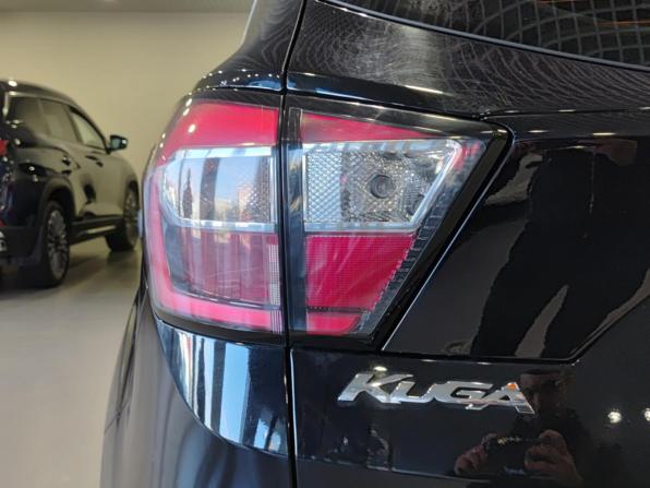Ford Kuga II Рестайлинг с пробегом 2017 года, цена 1 700 000 рублей, 65131 км, внедорожник, Автокод Объявления