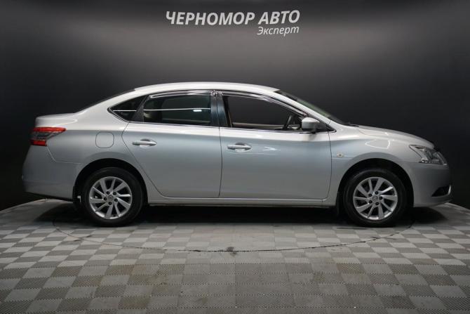 Nissan Sentra VII (B17) с пробегом 2015 года, цена 1 340 000 рублей, 64792 км, седан, Автокод Объявления