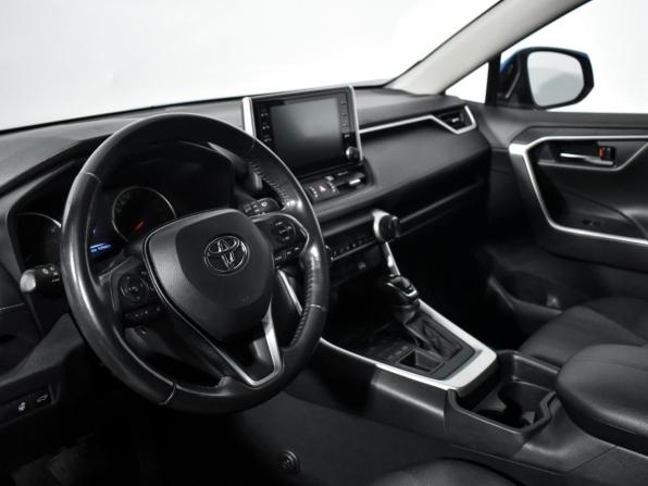 Toyota RAV4 V (XA50) с пробегом 2021 года, цена 3 060 000 рублей, 93967 км, внедорожник, Автокод Объявления