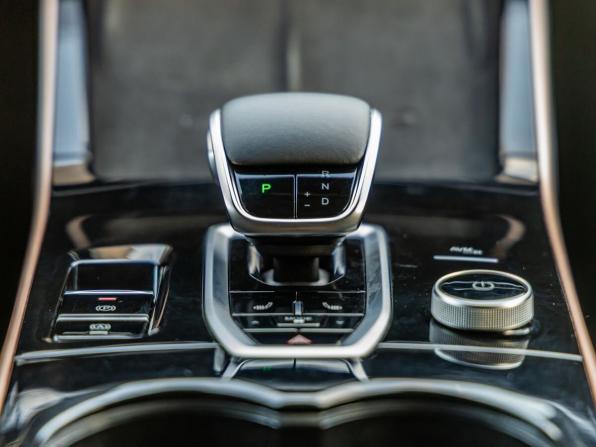 Omoda C5 I с пробегом 2023 года, цена 1 768 000 рублей, 65436 км, внедорожник, Автокод Объявления