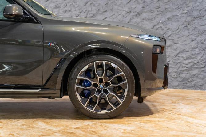Новый BMW X7 I (G07) Рестайлинг 2026 года, цена 18 790 000 рублей, внедорожник, Автокод Объявления