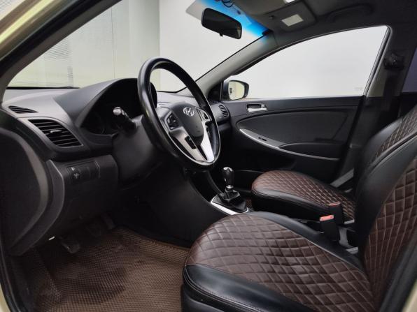 Hyundai Solaris I с пробегом 2012 года, цена 690 000 рублей, 120530 км, седан, Автокод Объявления