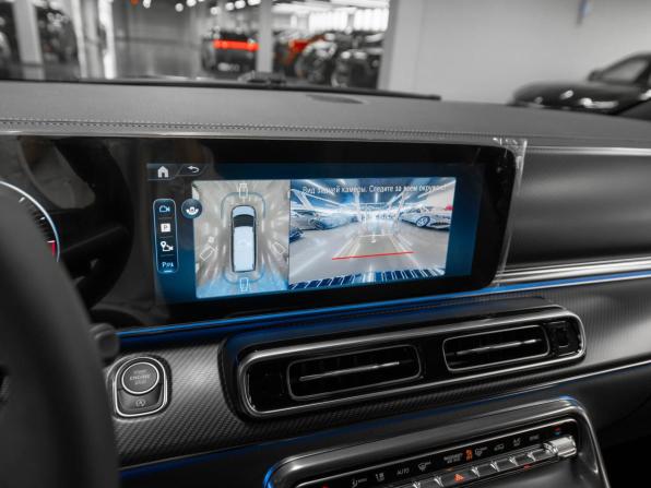 Mercedes-Benz V-Класс III (W447) Рестайлинг 2 с пробегом 2025 года, цена 13 500 000 рублей, 22 км, минивэн, Автокод Объявления