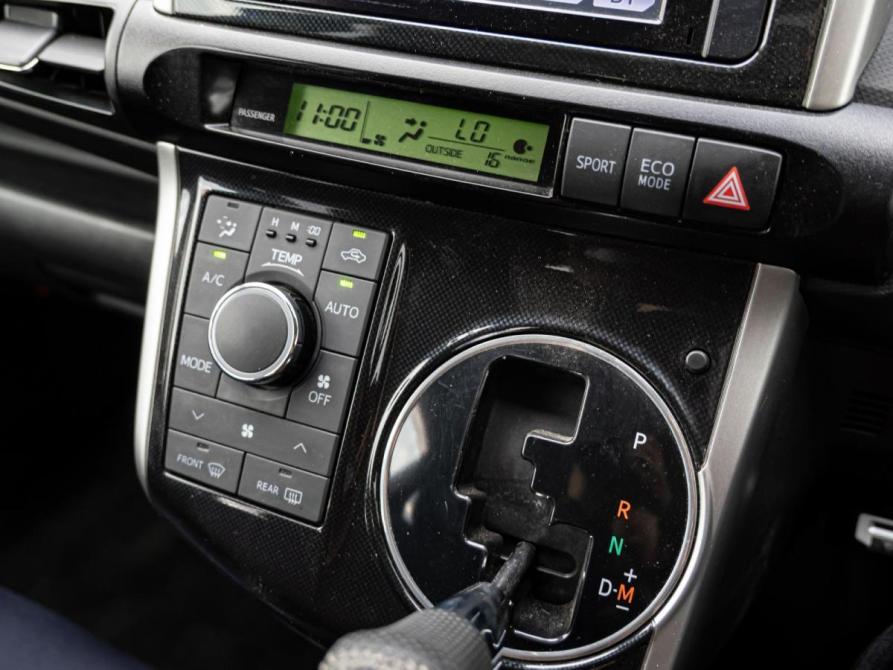 Toyota Wish II Рестайлинг Краснодар  - изображение 13