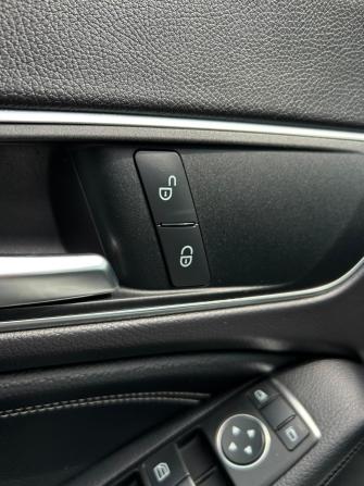 Mercedes-Benz CLA I (C117 X117) с пробегом 2013 года, цена 1 950 000 рублей, 91660 км, седан, Автокод Объявления
