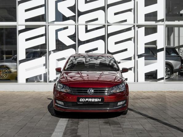 Volkswagen Polo V Рестайлинг с пробегом 2016 года, цена 1 370 000 рублей, 73880 км, седан, Автокод Объявления