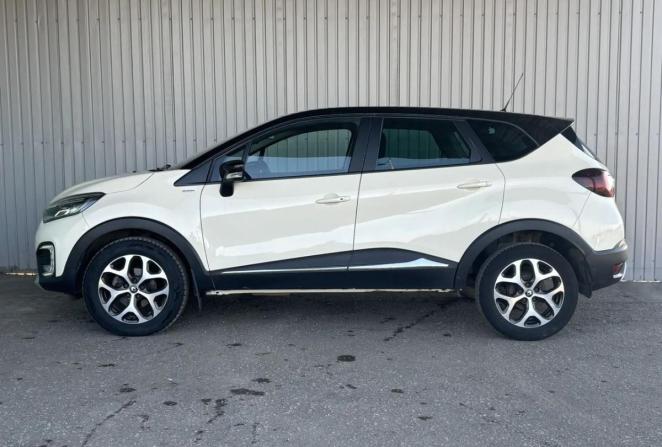 Renault Kaptur I с пробегом 2018 года, цена 1 499 000 рублей, 179801 км, внедорожник, Автокод Объявления
