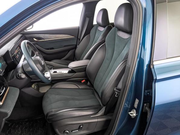 Geely Monjaro I с пробегом 2023 года, цена 3 002 500 рублей, 64646 км, внедорожник, Автокод Объявления