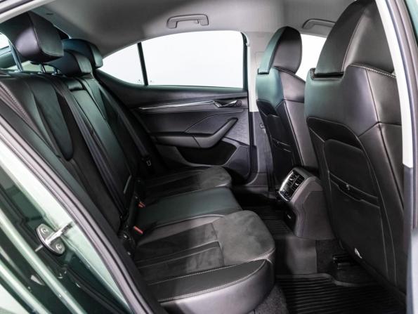 Skoda Octavia IV (A8) с пробегом 2021 года, цена 2 199 000 рублей, 134396 км, лифтбек, Автокод Объявления