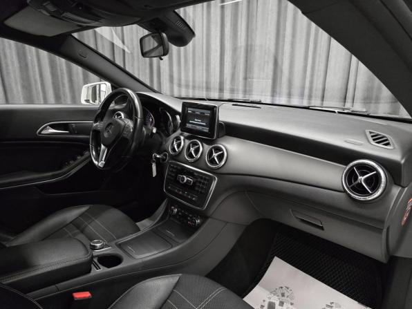 Mercedes-Benz CLA I (C117 X117) с пробегом 2013 года, цена 1 400 000 рублей, 120000 км, седан, Автокод Объявления