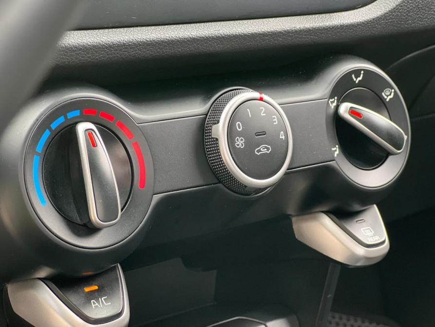 Kia Rio IV Великий Новгород  - изображение 22