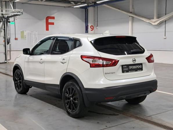 Nissan Qashqai II с пробегом 2018 года, цена 1 579 999 рублей, 129220 км, внедорожник, Автокод Объявления