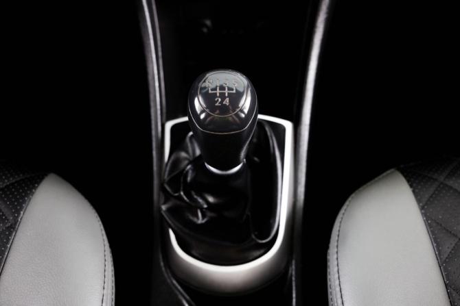Hyundai Solaris I с пробегом 2012 года, цена 889 000 рублей, 163000 км, седан, Автокод Объявления