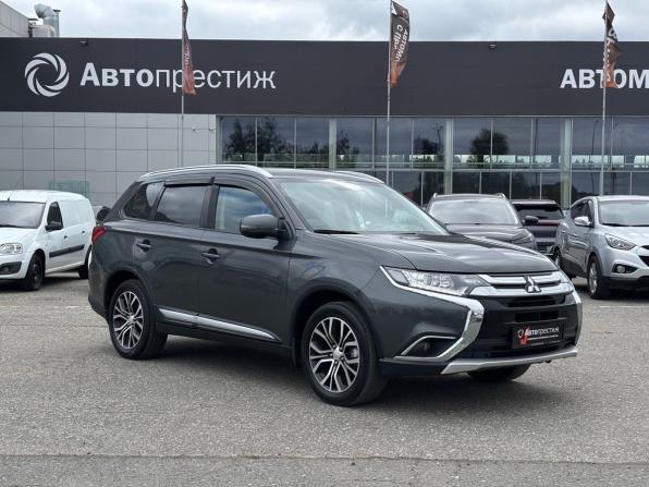 Mitsubishi Outlander III Рестайлинг 3 с пробегом 2018 года, цена 1 969 000 рублей, 142006 км, внедорожник, Автокод Объявления